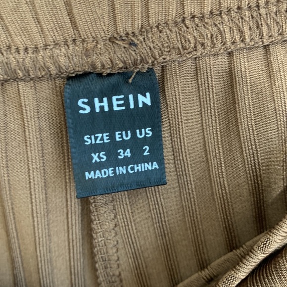 Flared pants - Picture 3 of 3